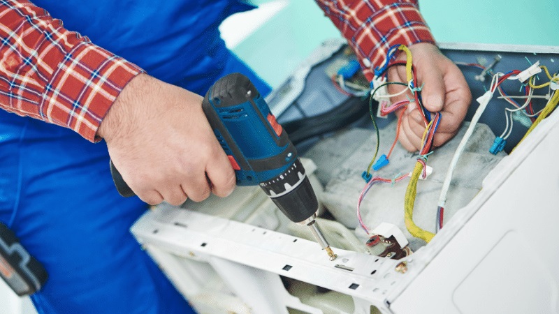 Küçükçekmece Fujitsu Fujitsu çamaşır makinesi kart tamiri – Su almama arızası orijinal parça ile giderildi. - Teknik servis örneği